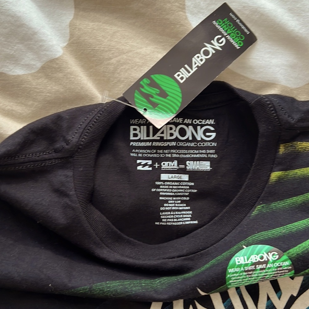 New with tags Billabong T shirt - Picture 4 of 4